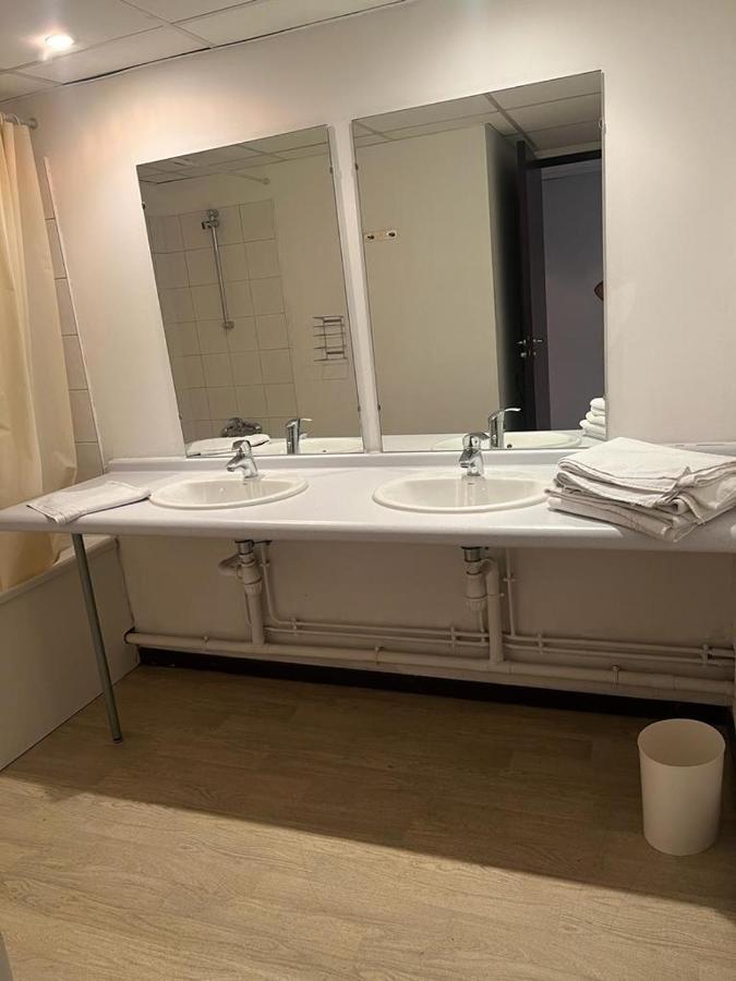 4 Pers. Dans Hoteliere * Lourdes